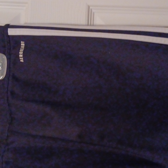 🌺Adidas Kids Navy Joggers with White Logo - Picture 6 of 7